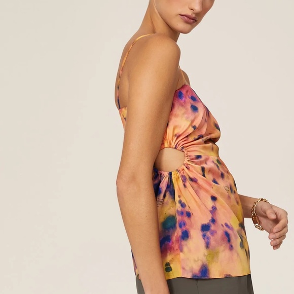 Colorful Tie-Dye Tank Top - Picture 3 of 9